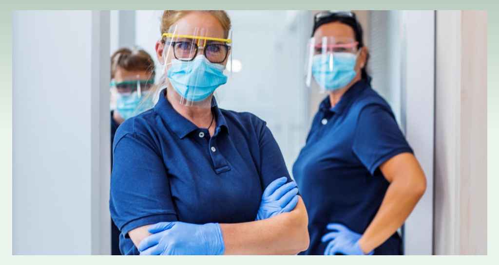 3-doc-with-masks-healthcare-business-names
