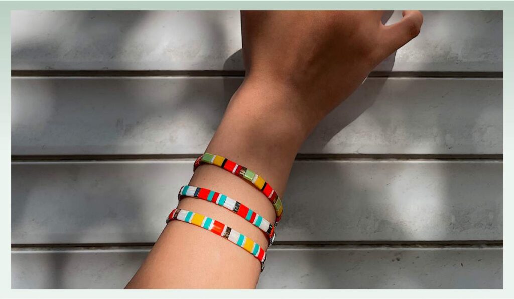 funny-name-ideas-for-a-bracelet-business