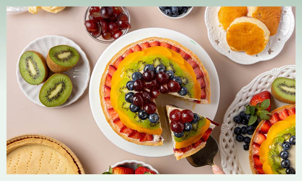 opening-a-bakery-shop-fruit-pie