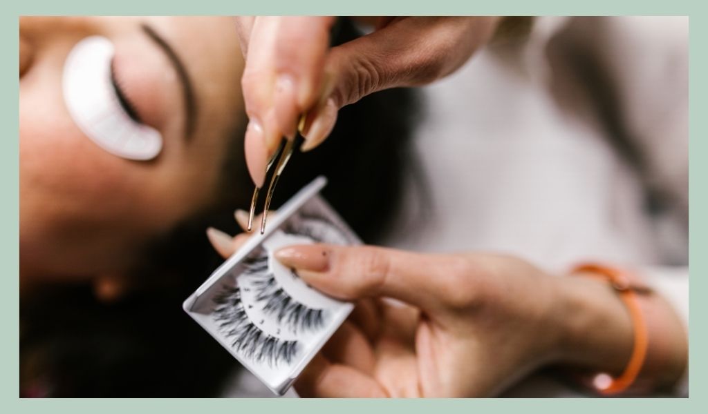 professional-eyelash-business-name-ideas